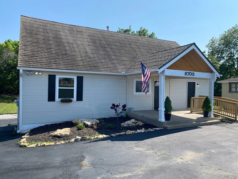 More Photos Of 8705 E 63rd Trafficway, Kansas City Apartments For Sale