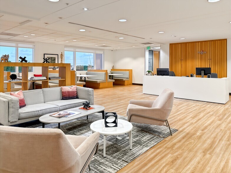 More Photos Of 1560 Sawgrass Corporate Pkwy, Sunrise Coworking Space