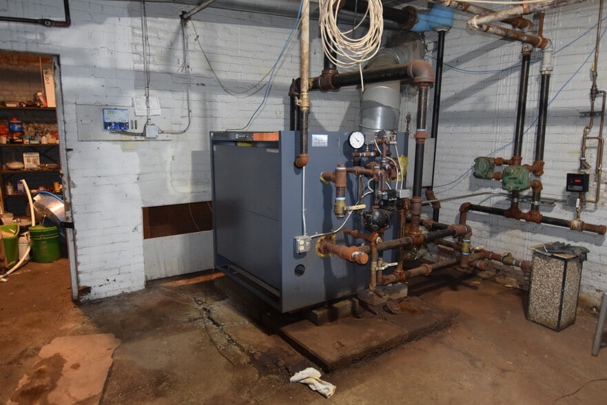 More Photos Of 2260 Noble Rd, Cleveland Heights Apartments For Sale