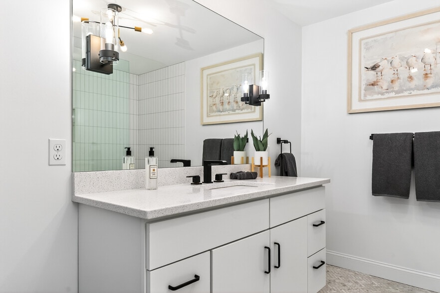 More Photos Of 44 Williams Ave, Mystic Apartments For Sale