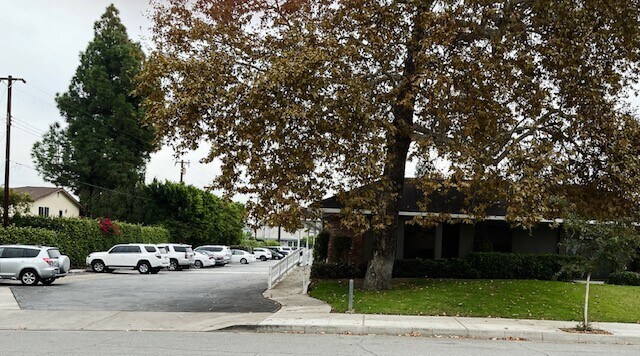 More Photos Of 2901 E Katella Ave, Orange Medical For Lease