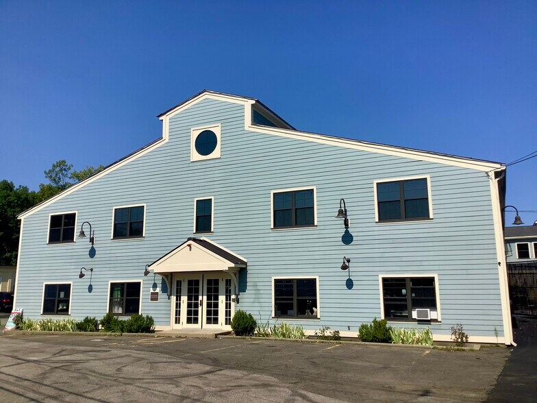 Primary Photo Of 13 Mechanic St, Natick Service For Lease