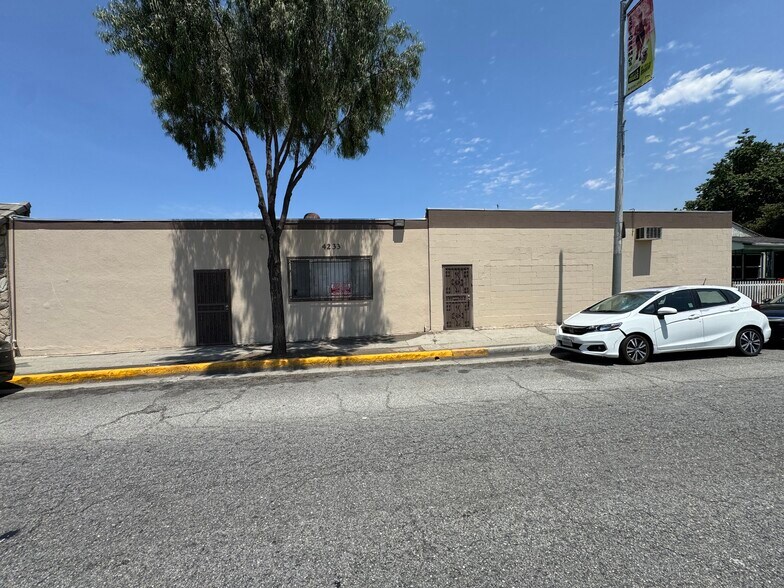 More Photos Of 4233 City Terrace Dr, Los Angeles Industrial For Sale