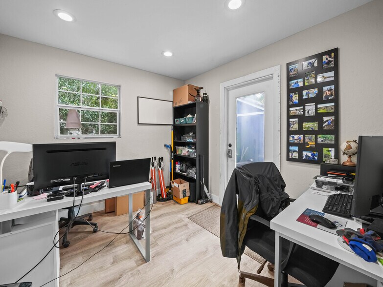 More Photos Of 1420 Seminola Blvd, Casselberry Industrial For Sale
