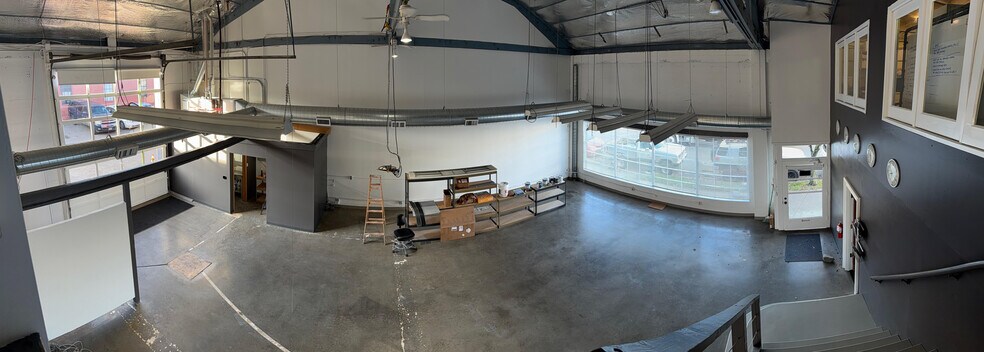 More Photos Of 1415 SE 8th Ave, Portland Warehouse For Lease