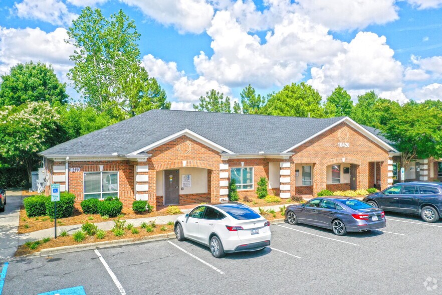 Primary Photo Of 10420 Park Rd, Charlotte Medical For Lease