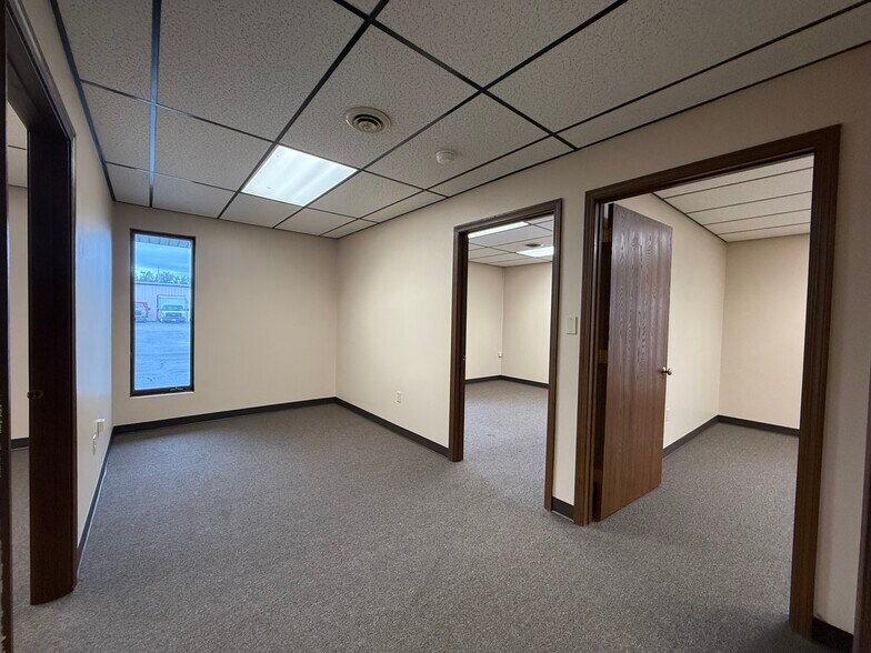 More Photos Of 51 N America Dr, West Seneca Office For Lease