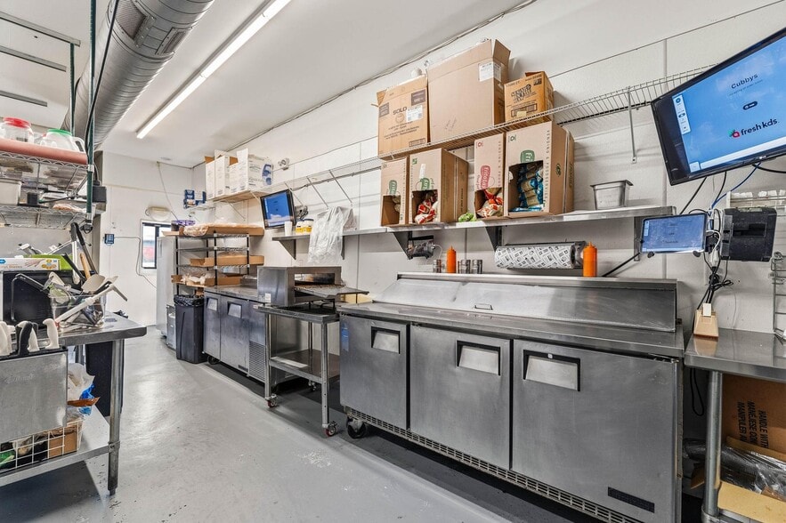 More Photos Of 1803 S Center St, Marshalltown Restaurant For Sale