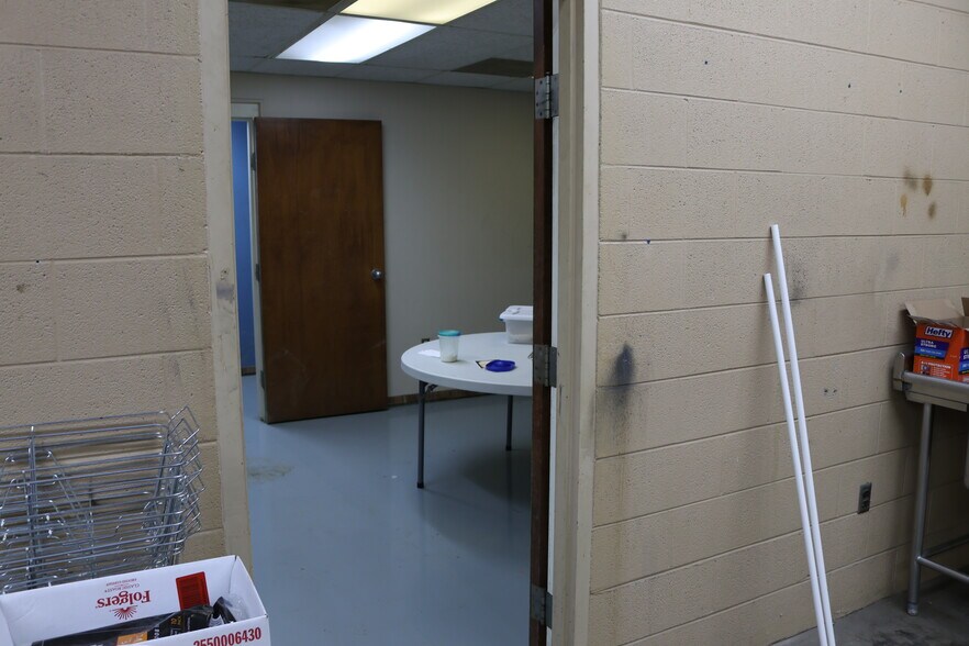 More Photos Of 225 Clover Ave, Comer Religious Facility For Sale