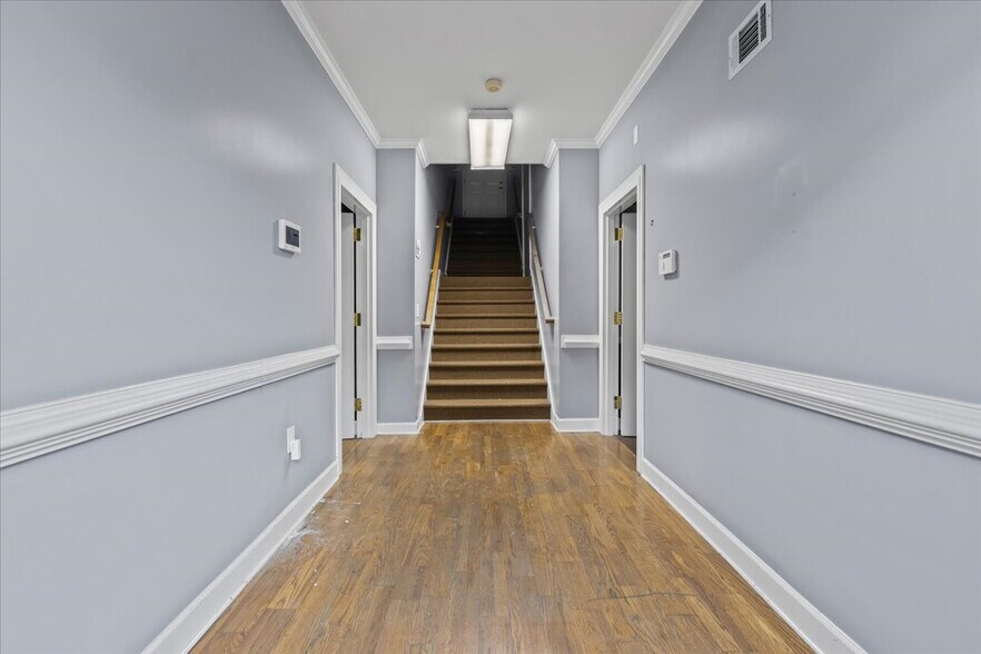 More Photos Of 883 Commerce Dr SW, Conyers Office For Sale