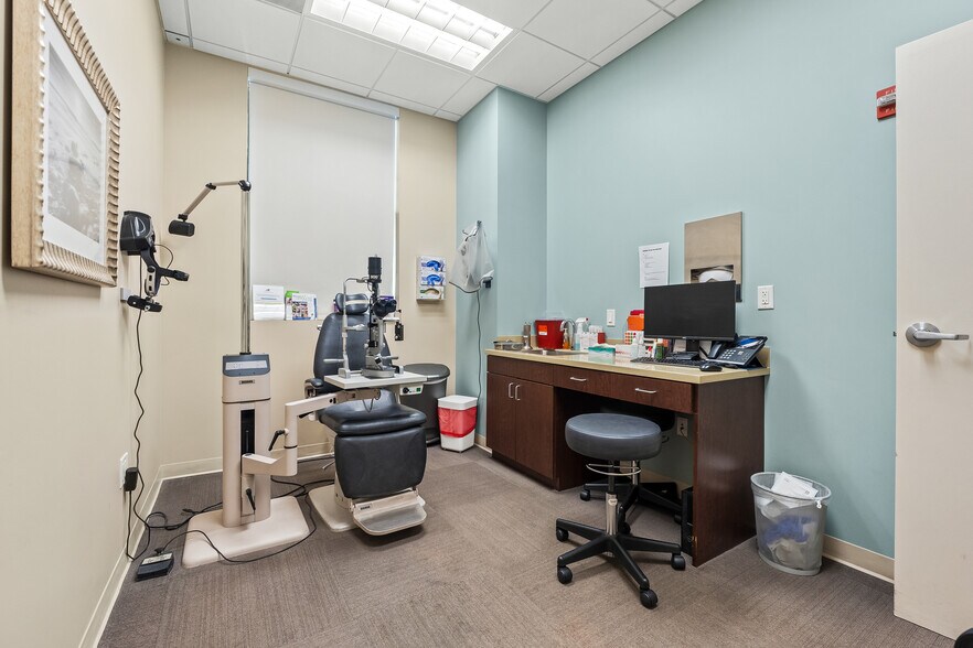 More Photos Of 6705 S Red Rd, Coral Gables Office Residential For Lease