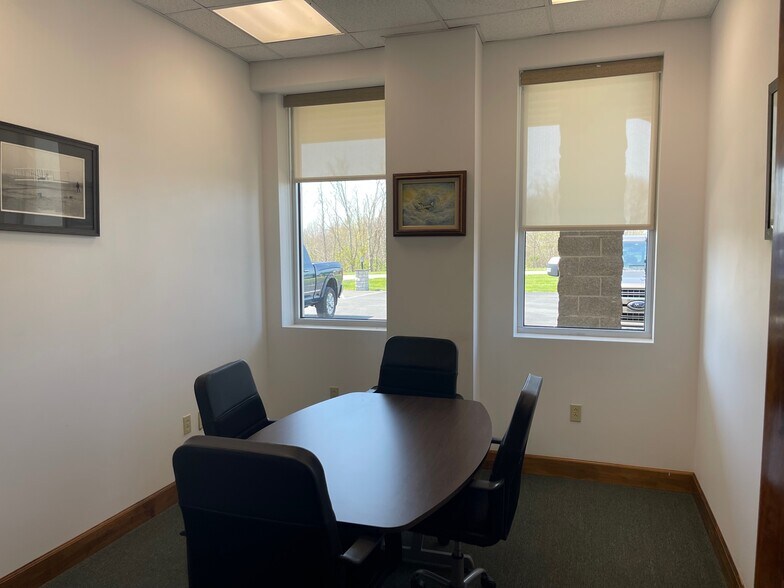 More Photos Of 600 Airport Rd, Wintersville Airplane Hangar For Lease