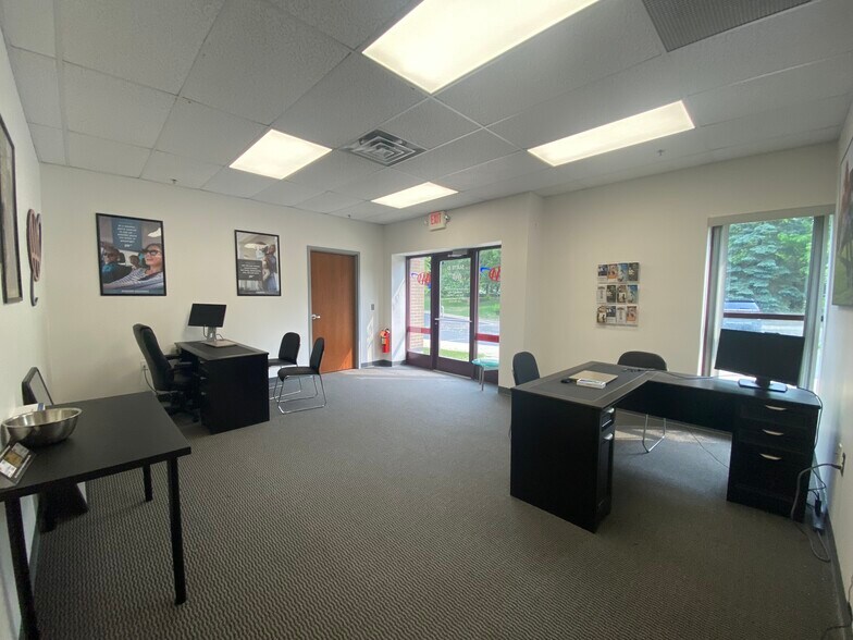 More Photos Of 7444 Dexter Ann Arbor Rd, Dexter Office For Lease