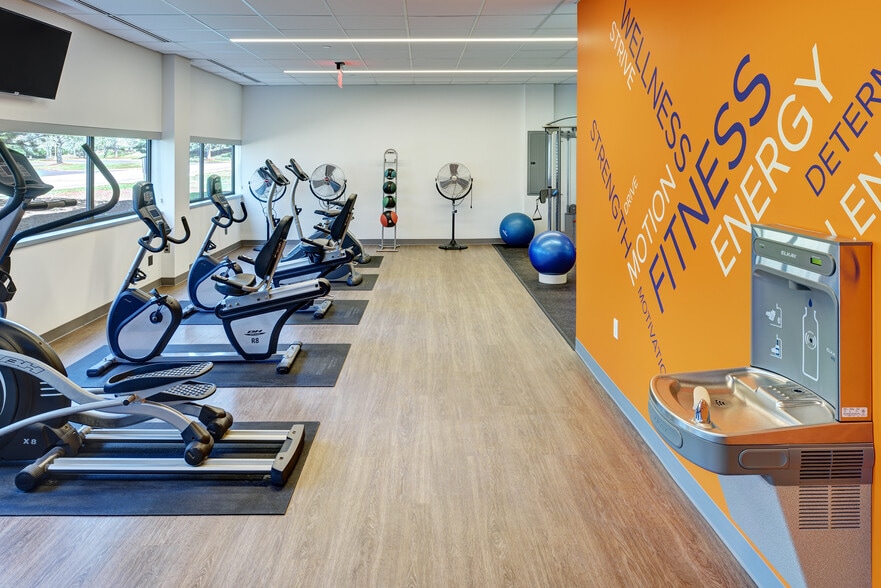 More Photos Of 500 College Rd E, Princeton Office For Lease