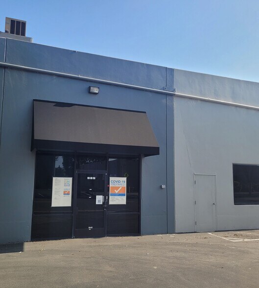 More Photos Of 1320 Willow Rd, Menlo Park Unknown For Lease