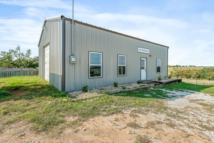 More Photos Of 1321 N FM 56, Glen Rose Trailer Camper Park For Sale