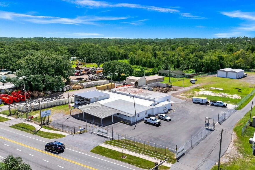 Primary Photo Of 10909 E US Highway 92, Seffner Service For Sale