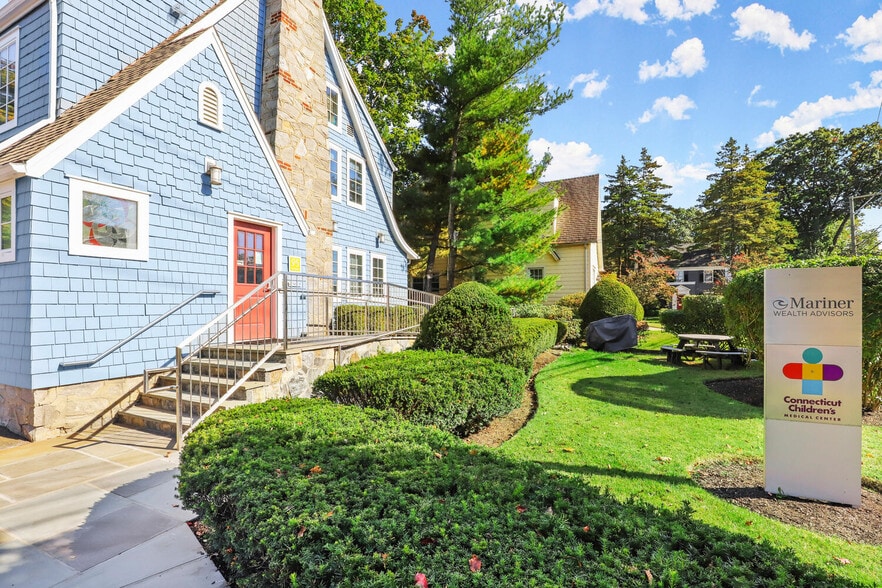 More Photos Of 95 Reef Rd, Fairfield General Retail For Lease