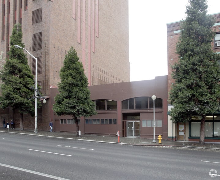 Primary Photo Of 2117 2nd Ave, Seattle Office For Sale