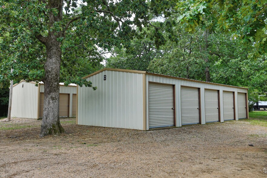 More Photos Of 1083 N 4290 Rd, Hugo Hotel For Sale