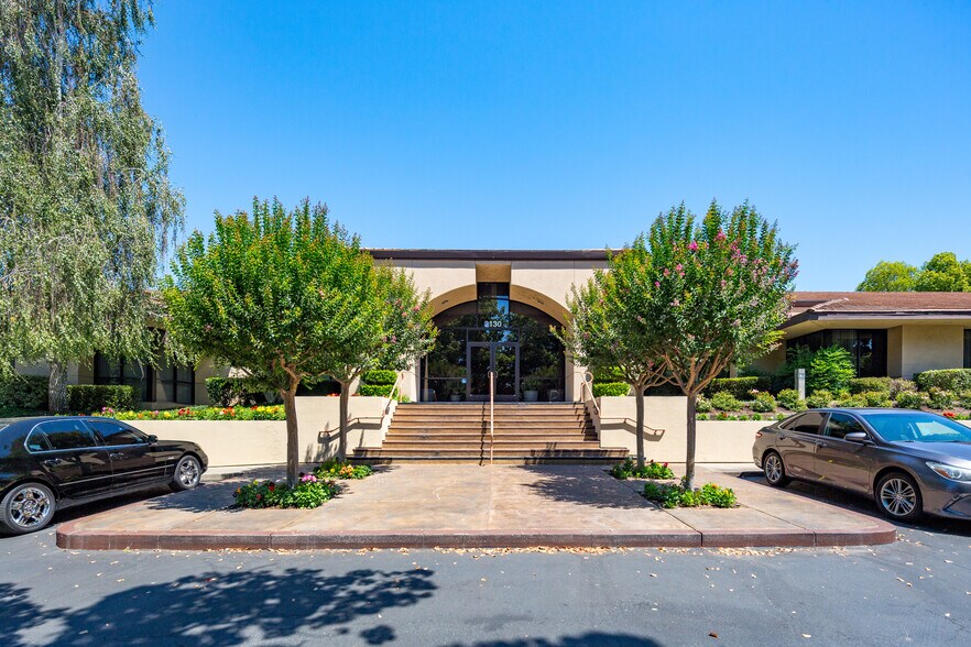 More Photos Of 2130 Professional Dr, Roseville Office For Lease