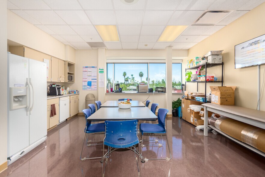 More Photos Of 3090 N 3rd Ave, Phoenix Medical For Sale