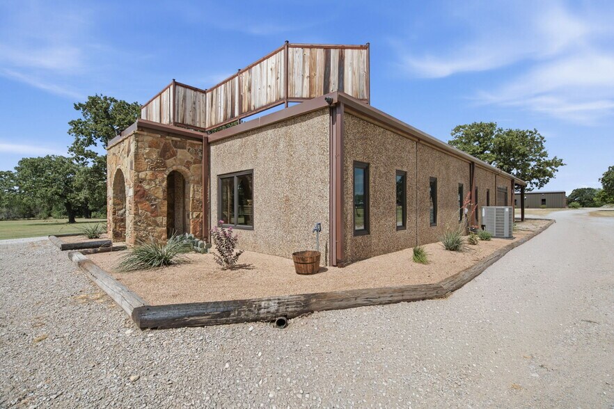 More Photos Of , Mineral Wells Unknown For Sale