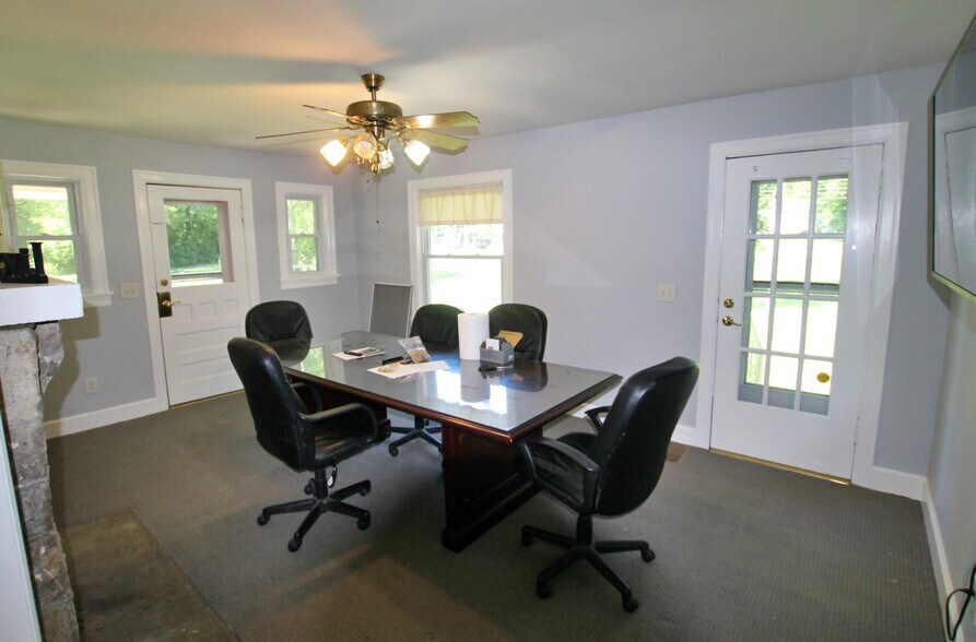 More Photos Of 1063 Louisville Hwy, Goodlettsville Flex For Sale