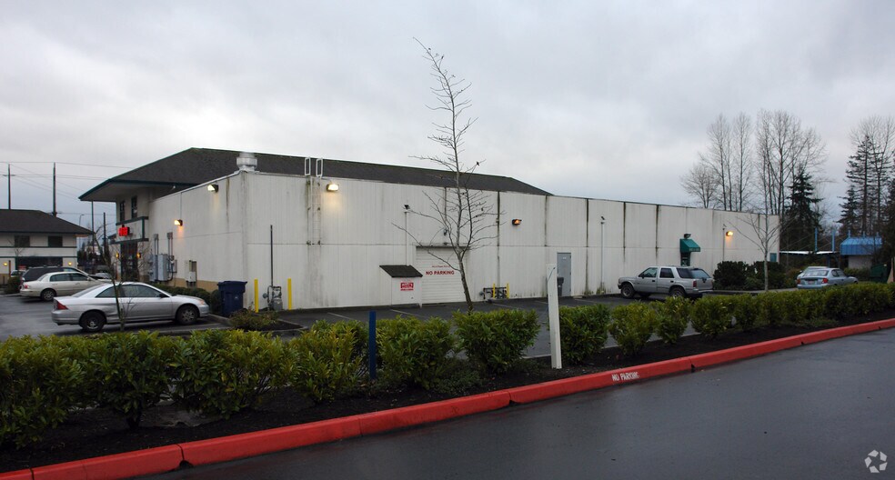 More Photos Of 11120 Evergreen Way, Everett General Retail For Lease
