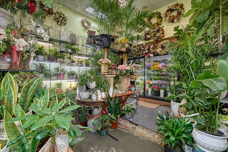 More Photos Of 78-80 Purdy Ave, Port Chester Garden Center For Sale