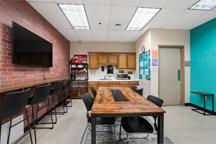 More Photos Of 5101 N Jackson Rd, McAllen Rehabilitation Center For Sale