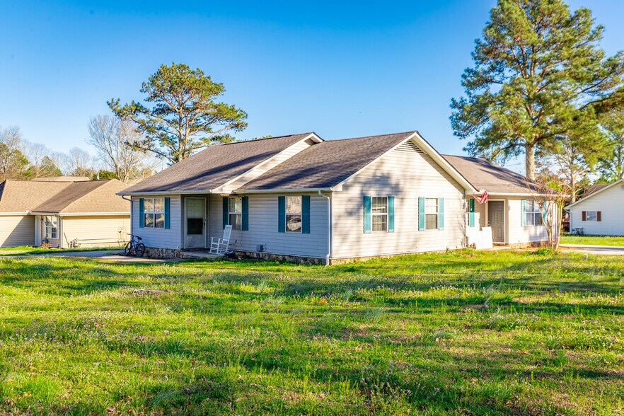 More Photos Of 14 Clara Dr, Ringgold Multifamily For Sale