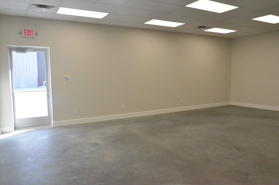 More Photos Of 21631 Rhodes Rd, Spring Unknown For Lease