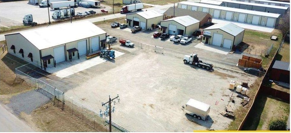 Primary Photo Of 104 Metrotex Dr, Haslet Industrial For Lease