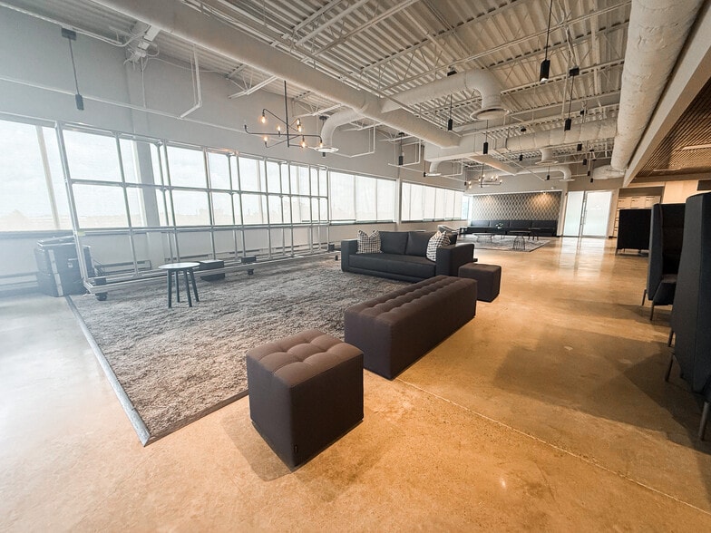 More Photos Of 100 Franklin Sq Dr, Somerset Office For Lease
