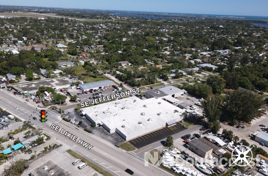 More Photos Of 3601 SE Dixie Hwy, Stuart Warehouse For Sale