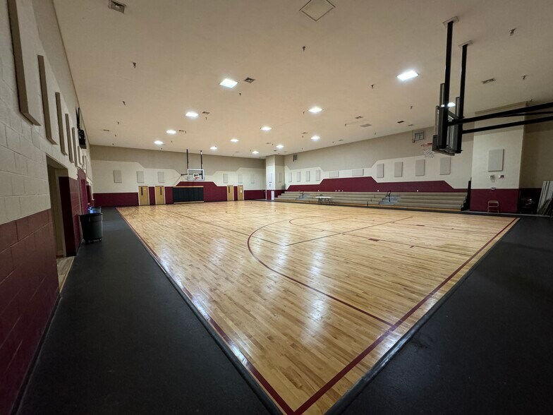 More Photos Of 31 Calhoun Ave, Greenville Religious Facility For Sale