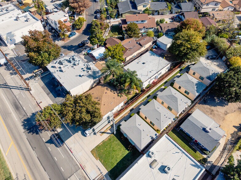 More Photos Of 4546 Eagle Rock Blvd, Los Angeles Apartments For Sale