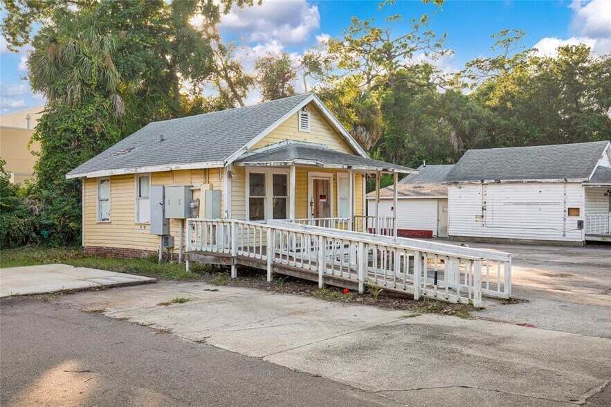 More Photos Of 1042 N Dixie Fwy, New Smyrna Beach Land For Sale