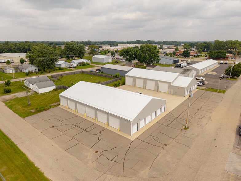 More Photos Of , Elkhart Unknown For Sale