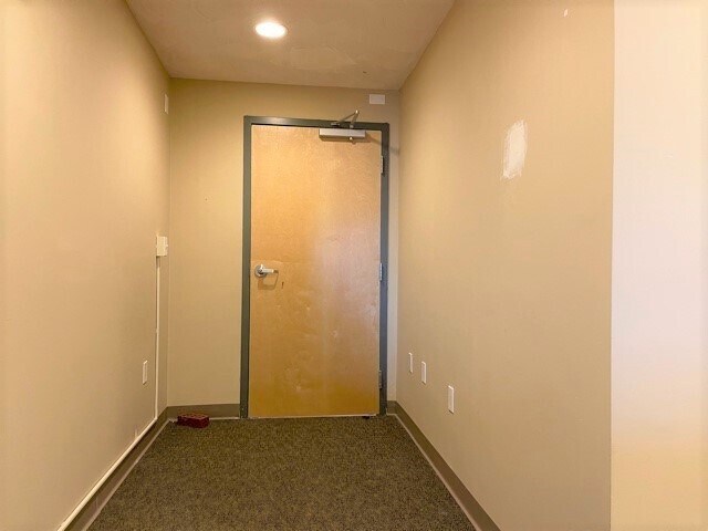 More Photos Of 117 Eddie Dowling Hwy, North Smithfield Loft Creative Space For Lease