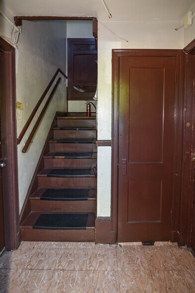 More Photos Of 2823 4th St NE, Washington Multifamily For Sale