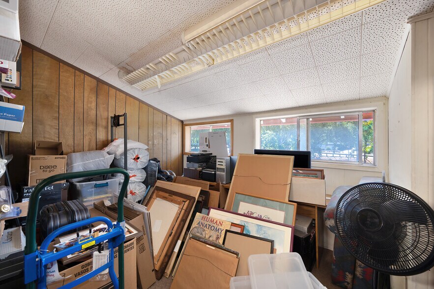 More Photos Of 1407-1409 Lincoln Way, Auburn Office For Sale