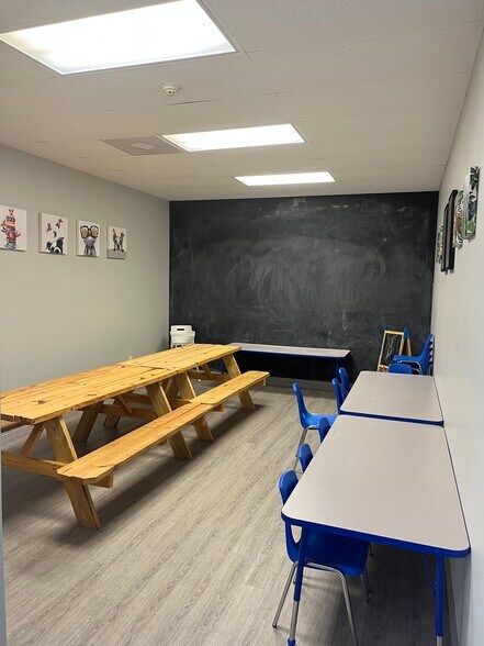 More Photos Of 439 Boston Post Rd, Guilford Freestanding For Sale