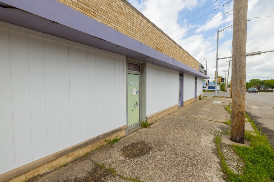 More Photos Of 1016-1020 N 10th St, Kansas City Light Distribution For Sale