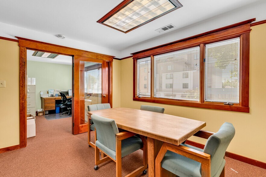 More Photos Of 1633 University Ave, Berkeley Office For Lease