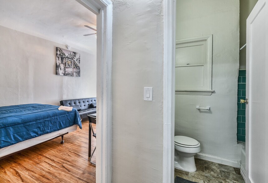 More Photos Of 721-729 S Alvarado St, Los Angeles Apartments For Lease