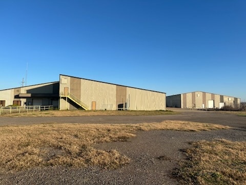 More Photos Of 101 Scates Rd, Gilbert Warehouse For Sale