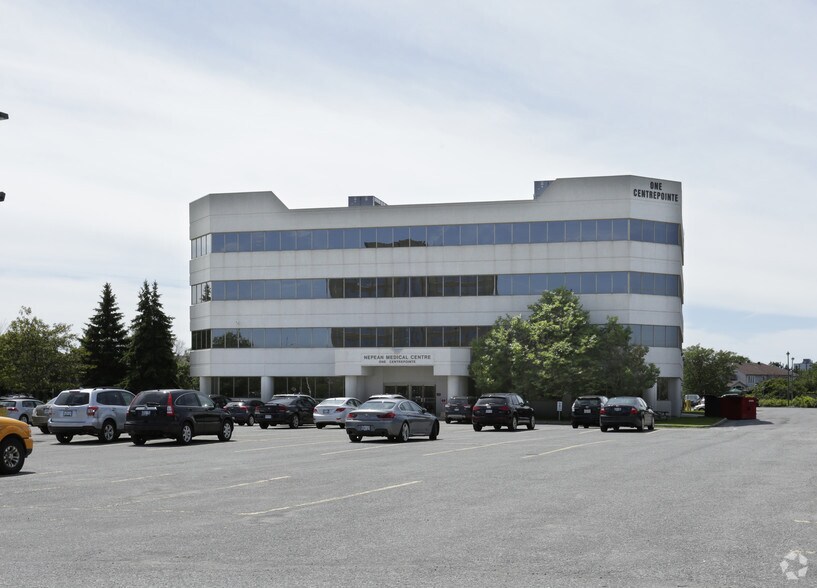 More Photos Of 1 Centrepointe Dr, Nepean Medical For Lease
