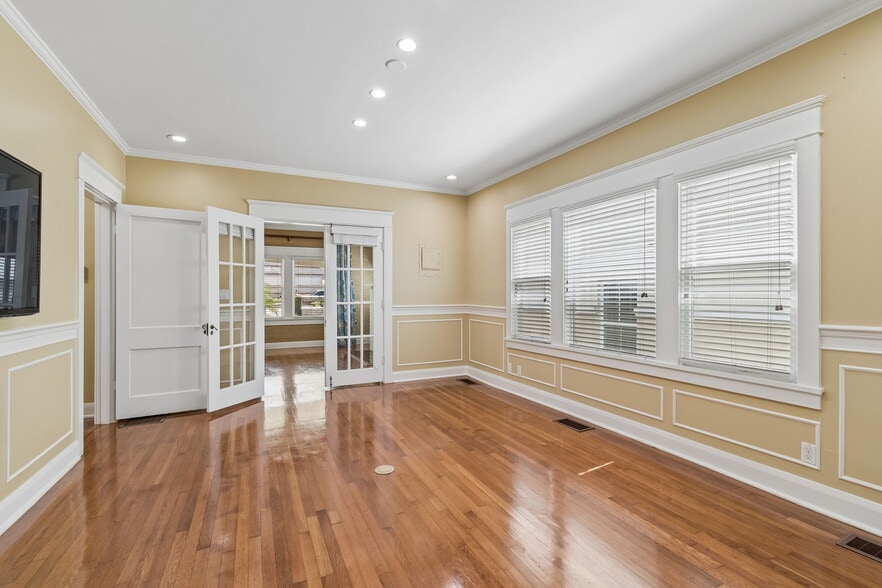 More Photos Of 1505 S Howard Ave, Tampa Office Residential For Lease